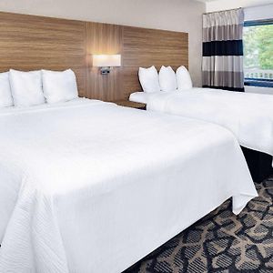 Double Room Two Double Beds Exterior Corridor Non-Smoking